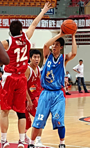 在东部席位 在东部席位